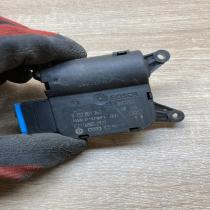 3C0907511A   Air flap motor/actuator Volkswagen PASSAT B6