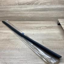 A1697250365 1674526  Front door window/glass frame Mercedes-Benz A W169
