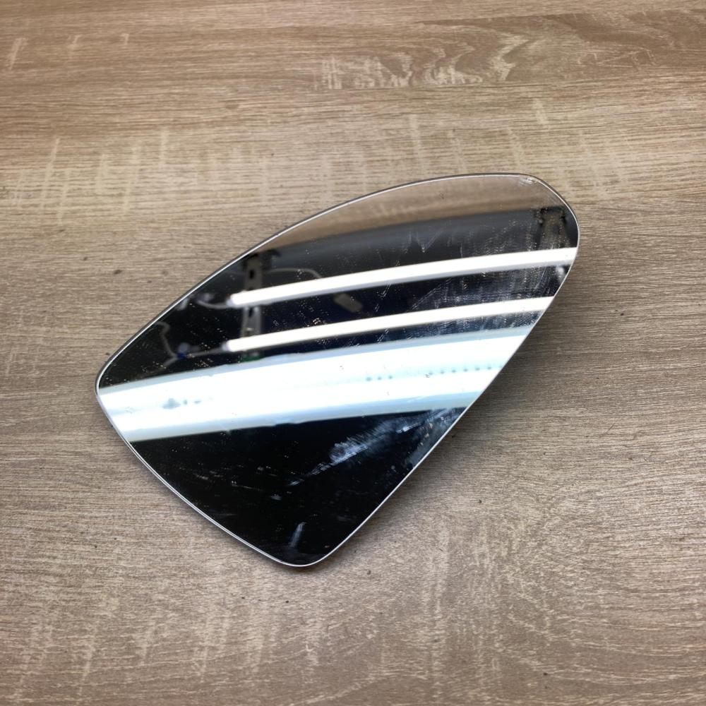 095456 51214P1  Wing mirror glass Ford Escort