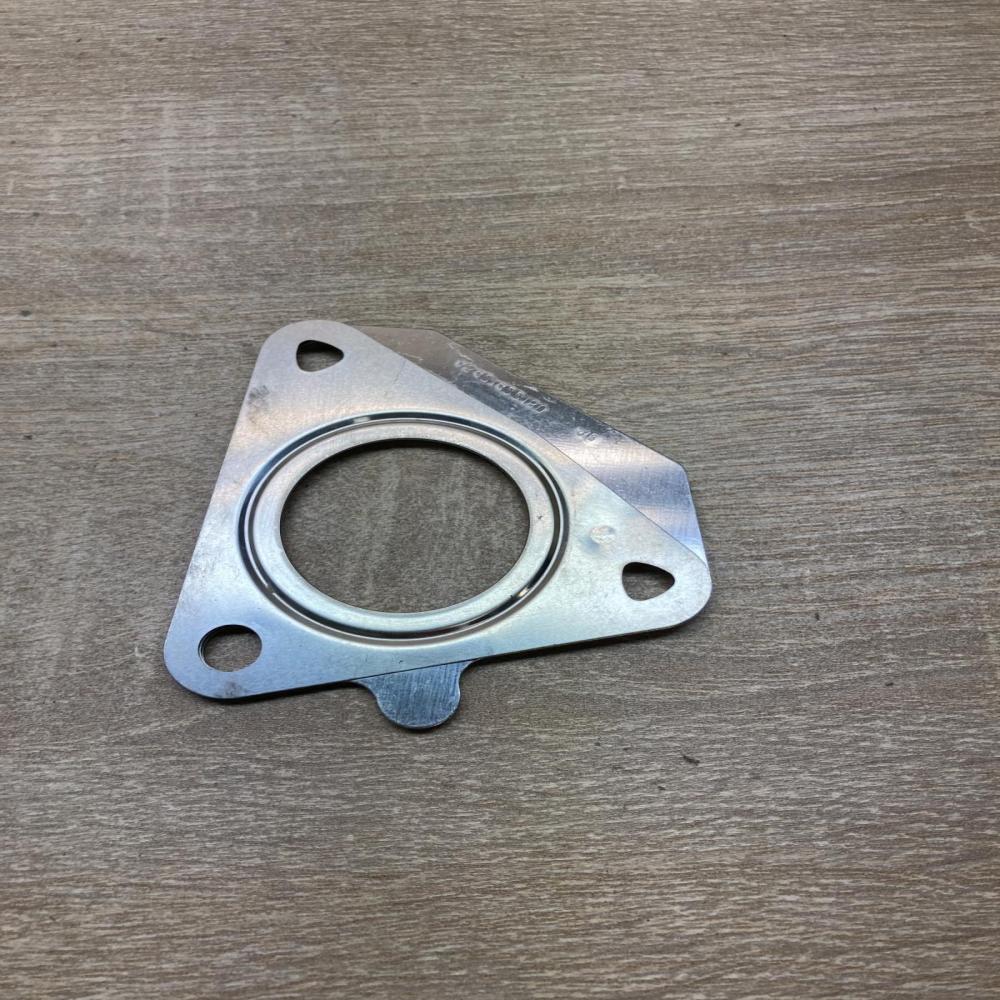 A6421422180   other engine part Mercedes-Benz Vito Viano W639