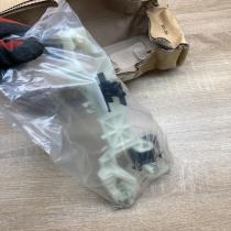 82655 G2700   Front door exterior handle/bracket Hyundai Ioniq