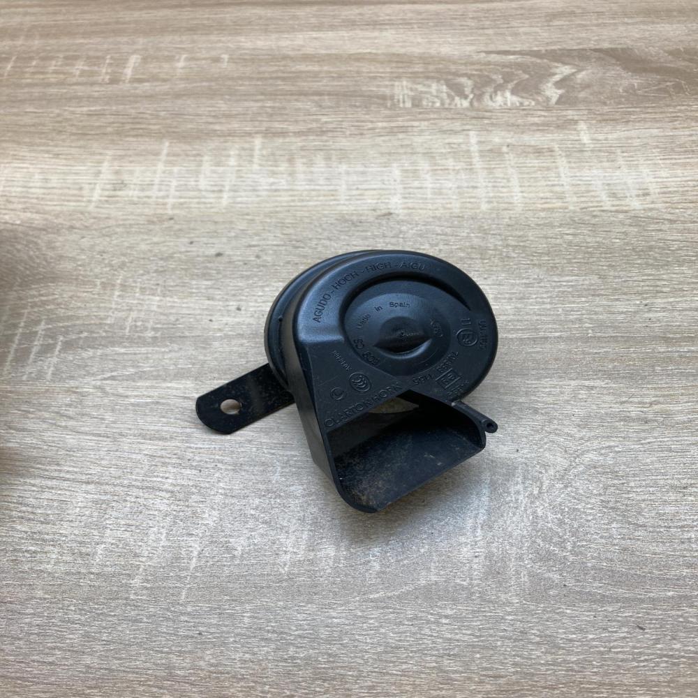 703881165   Horn signal Mercedes-Benz B W245