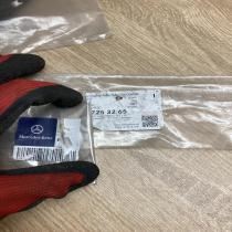 7253265   Rear door glass trim molding Mercedes-Benz GLC C253