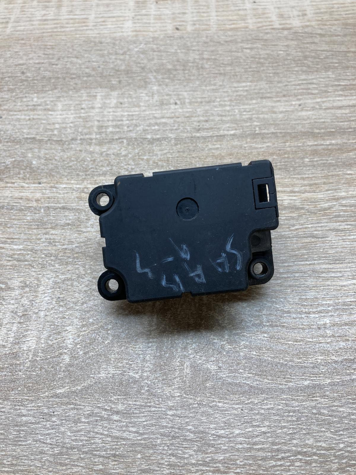 SAAB 93 Air flap   Air flap motor/actuator Saab 9-3 Ver1