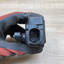 4B1820511A   Air flap motor/actuator Audi A6 S6 C5 4B