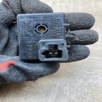 86650 13010 068900 3570  Other relay Toyota Corolla Verso AR10