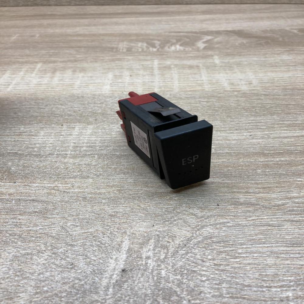 3B0927134A   ESP (stability program) switch Volkswagen PASSAT B5.5