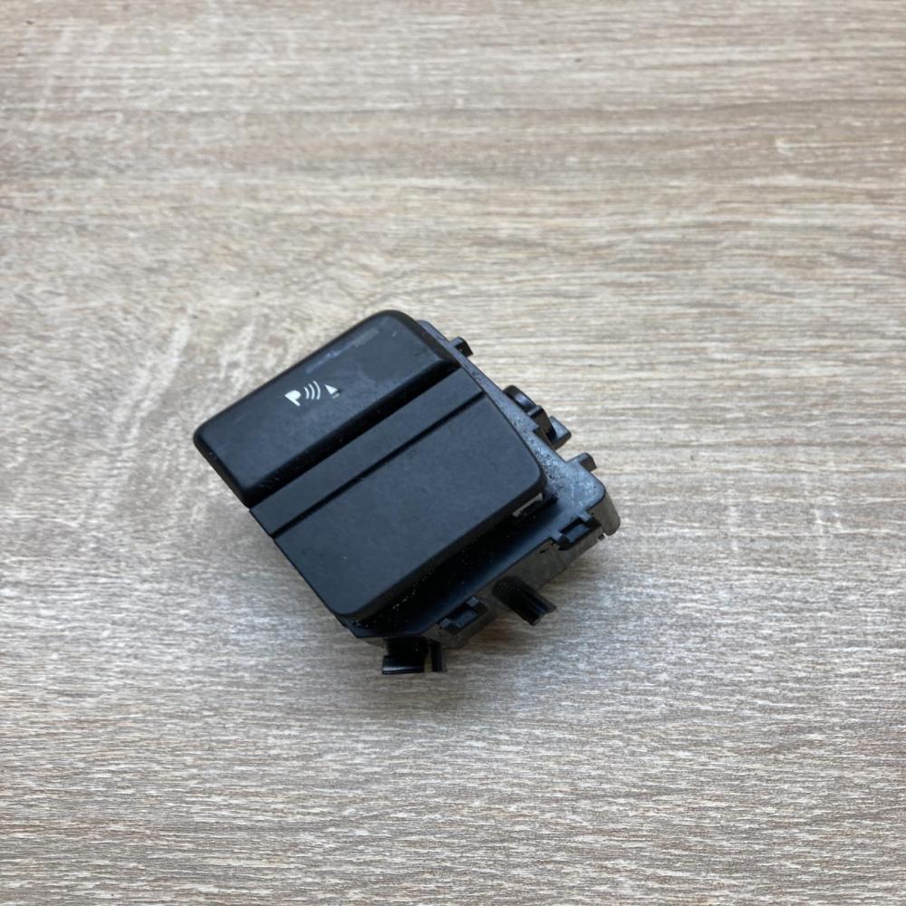9159076   Parking (PDC) sensor switch BMW 5 E60 E61