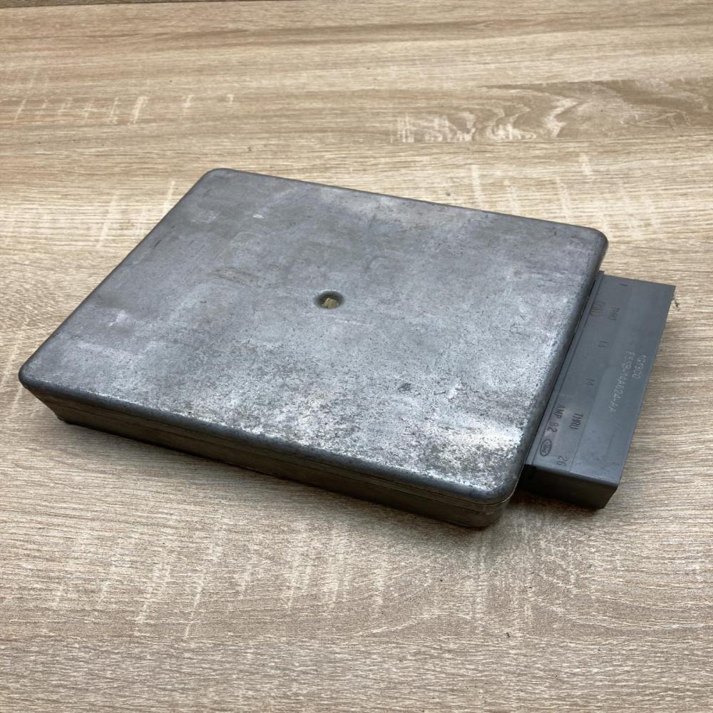 2S7A 12A650 AHC ZFH2  Engine control unit/module ECU Ford Mondeo Mk III