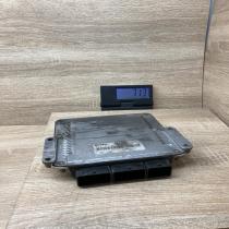 8200222133 0281011102  Engine control unit/module ECU Renault Scenic I