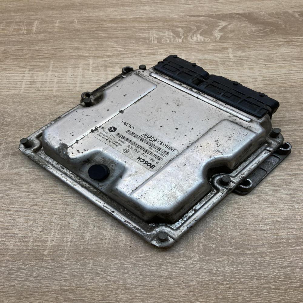 P05033032AF 0281010292  Engine control unit/module ECU Chrysler PT Cruiser