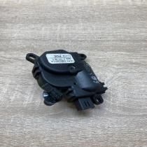 1S7H 19B634 CA   Air flap motor/actuator Ford Focus