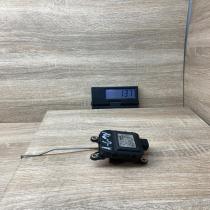 4B1820511C 0132801129  Air flap motor/actuator Audi A6 S6 C5 4B