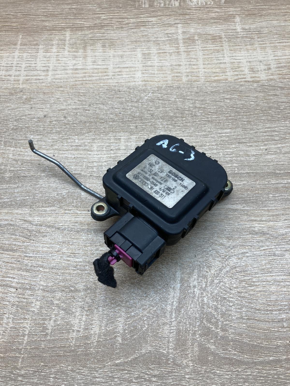 4B1820511 0132801125  Air flap motor/actuator Audi A6 S6 C5 4B