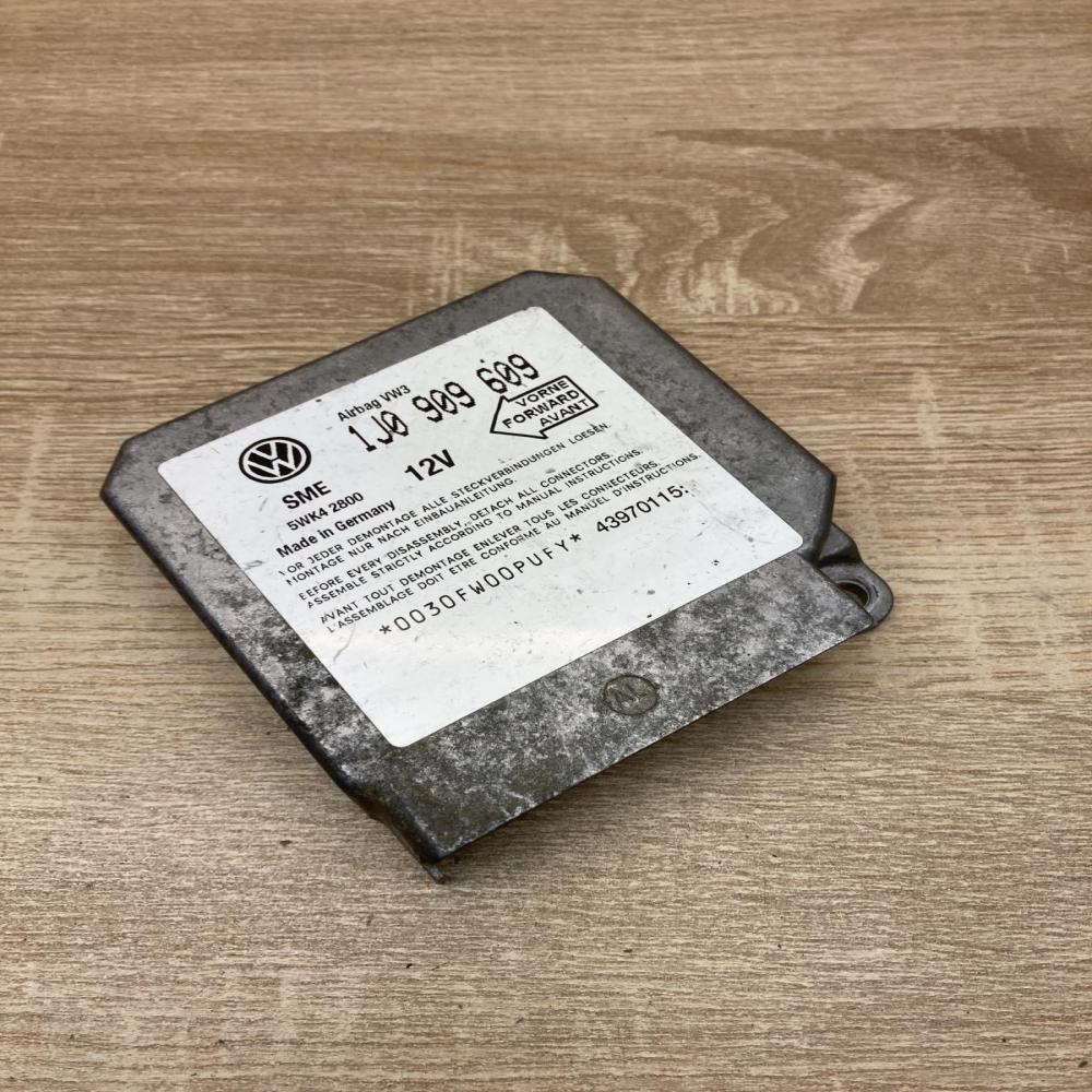 1J0909609 5WK42800  Airbag control unit/module Volkswagen Golf IV