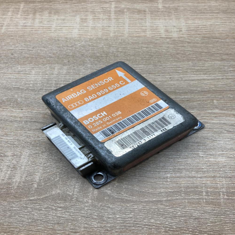 8A0959655C 0285001038  Airbag control unit/module Audi 100 S4 C4
