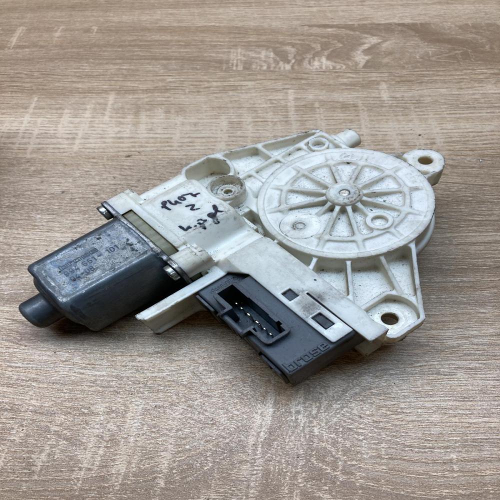 999065 101 994651 101  Rear door window regulator motor Peugeot 407