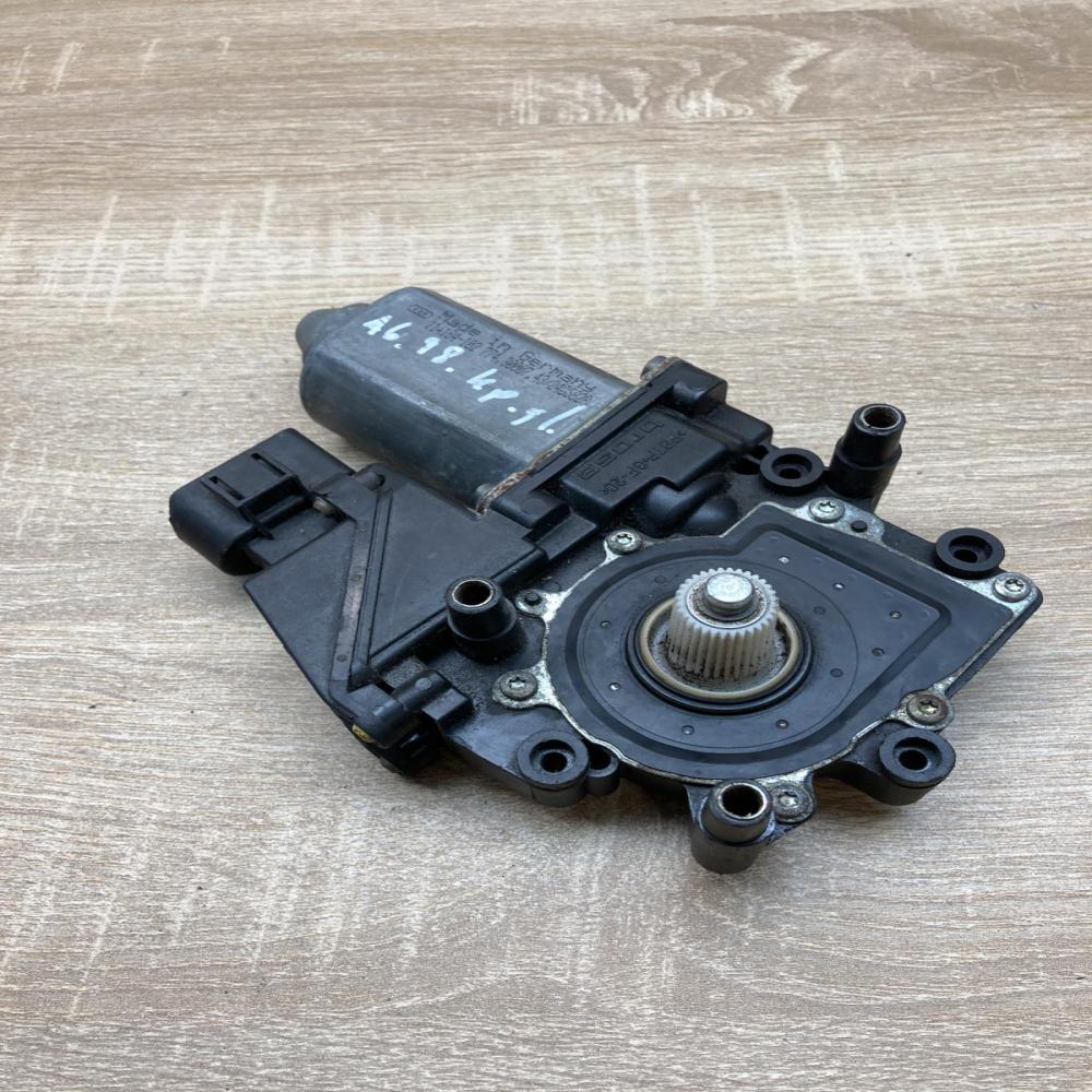 101144 114   Rear door window regulator motor Audi A6 S6 C5 4B