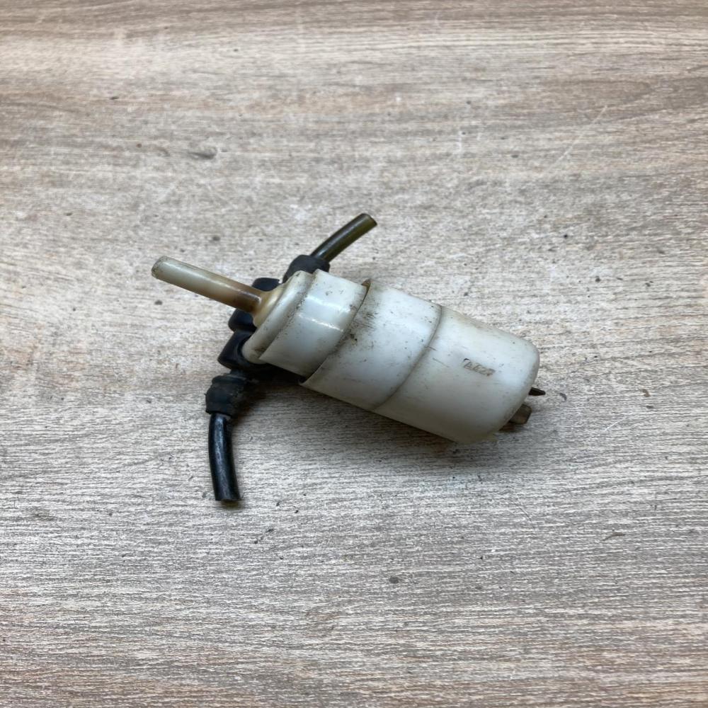 191955651   Windscreen/windshield washer pump Volkswagen PASSAT B4