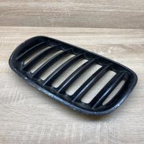 7124816   Front bumper upper radiator grill BMW X5 E53