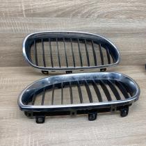 7065702 7065701  Front bumper upper radiator grill BMW 5 E60 E61
