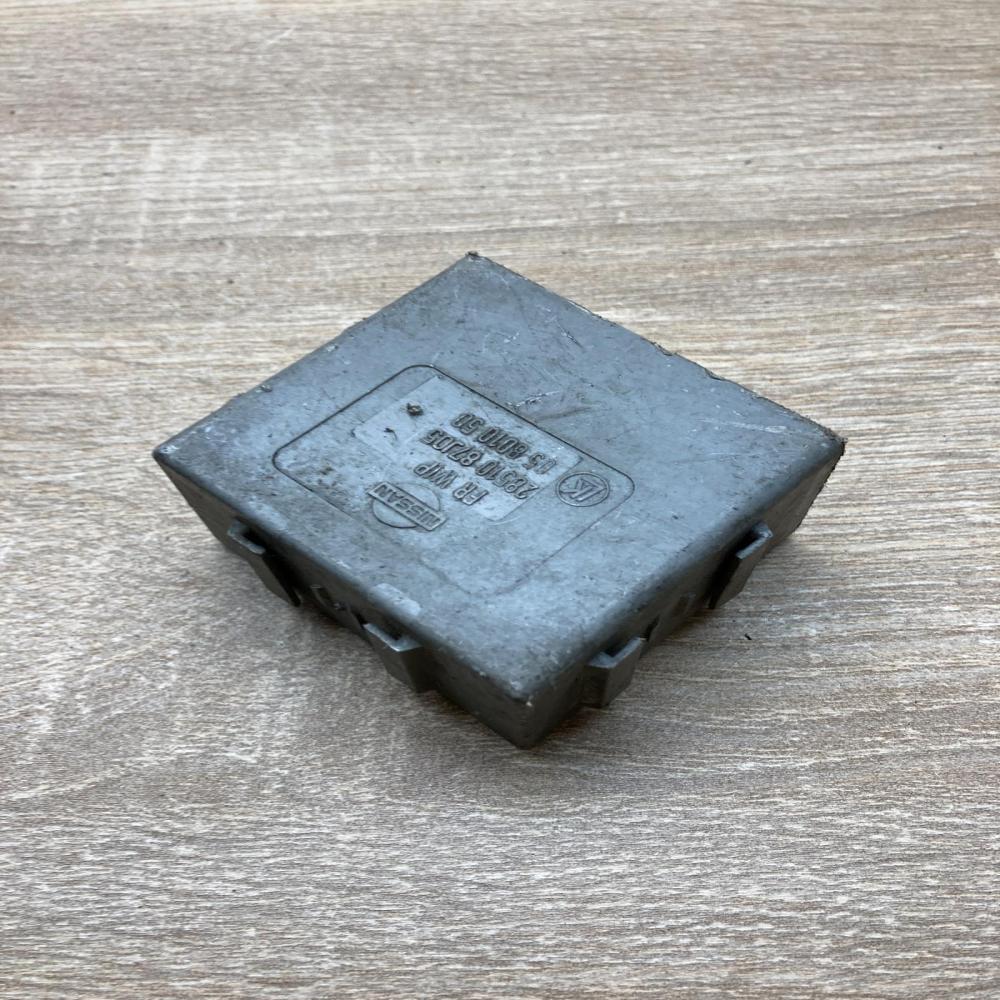 28510 87J05 05801050  Other relay Nissan Primera