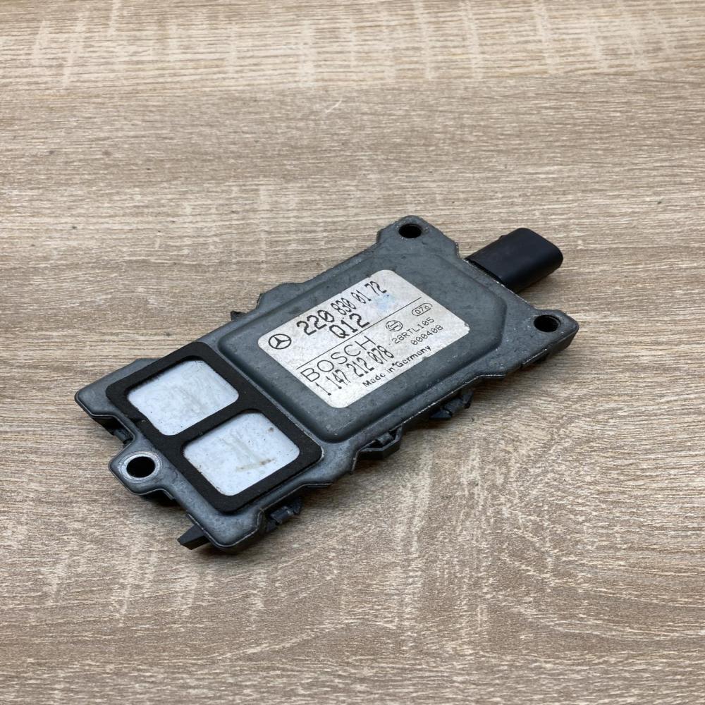 2208300172   Air quality sensor Mercedes-Benz S W220