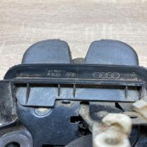 050600   Tailgate/trunk/boot lock/catch/latch Audi A6 S6 C5 4B