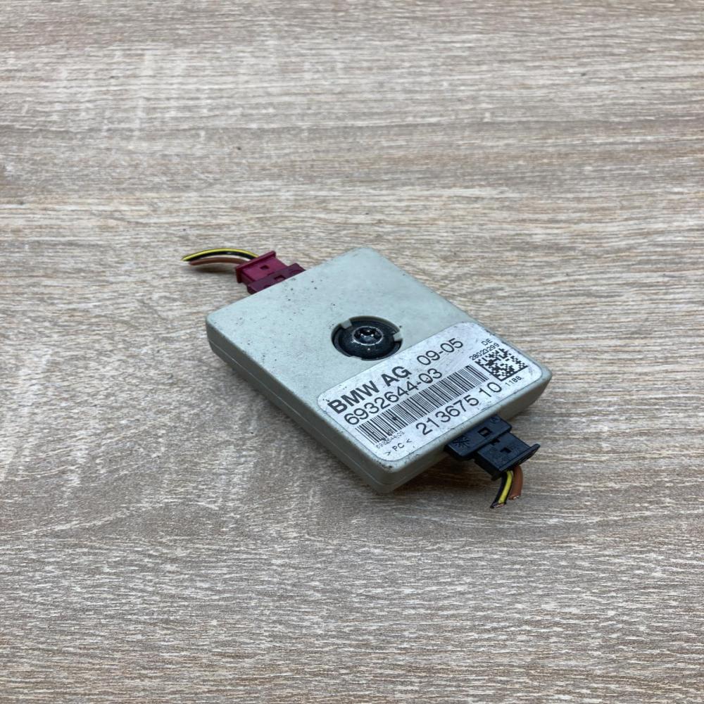 6932644 213675 10  Aerial antenna amplifier BMW 3 E90 E91