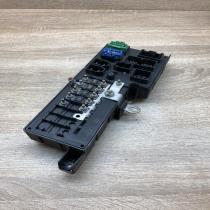 30728008 518828108  Fuse module Volvo V70