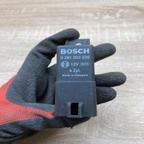 038907281D 0281003038  Glow plug pre-heat relay Volkswagen Touran I