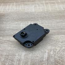 4N5H 19E616 AB   Air flap motor/actuator Ford Focus