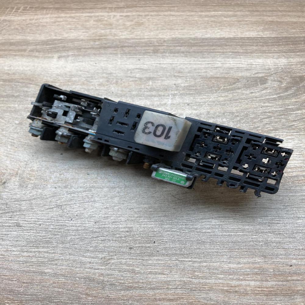 8L0941822 443937105A  Other relay Audi A3 S3 8L