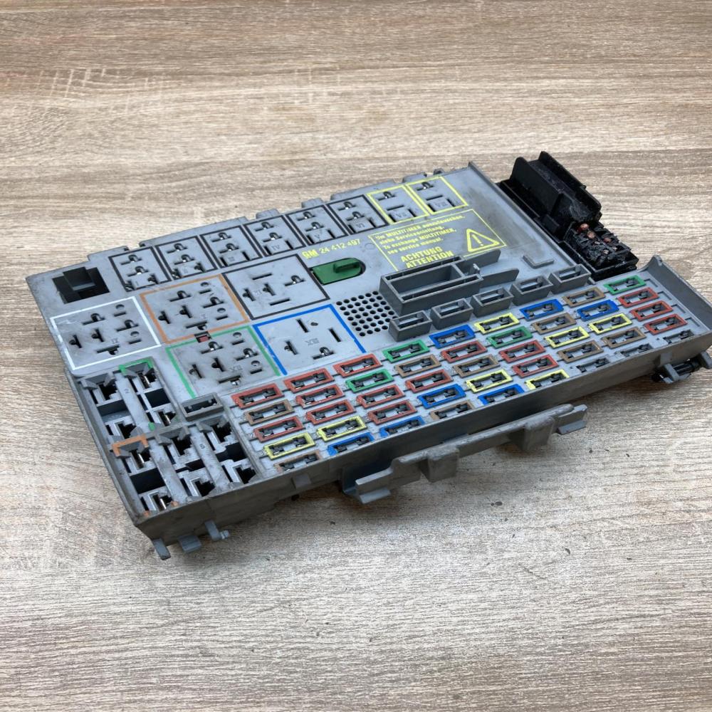24412497   Fuse module Opel Astra G