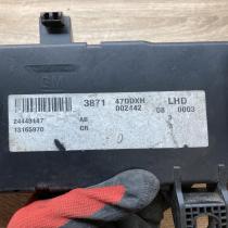 13165970 24443147 359171 Fuse module Opel Vectra C