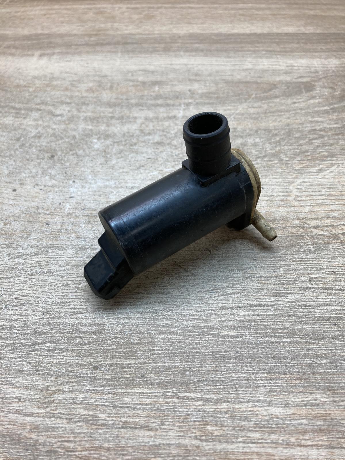 87AB17K624AC   Windscreen/windshield washer pump Ford Mondeo MK I