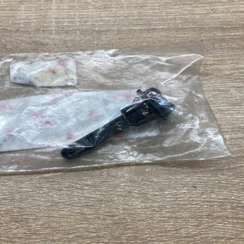 A1718300272   Interior temperature sensor Mercedes-Benz C W205