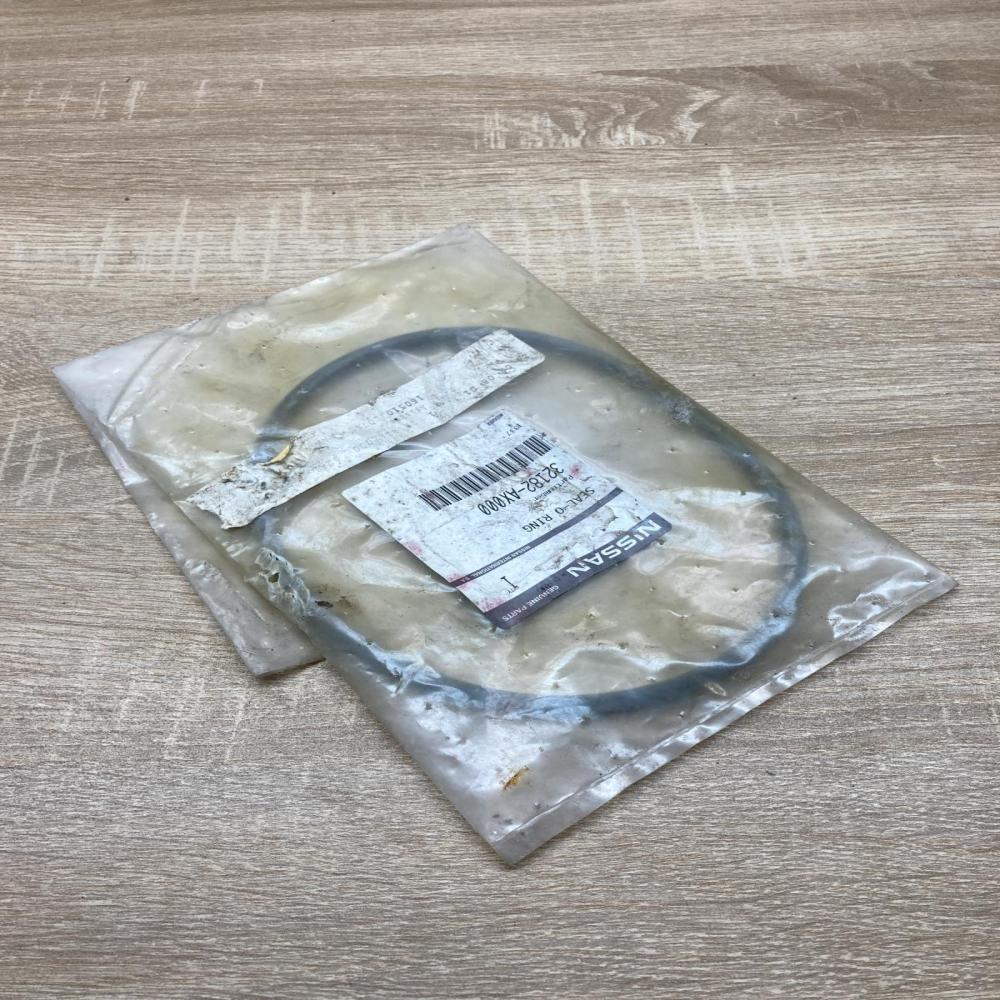 32182 AX000   Gearbox gasket Nissan Versa