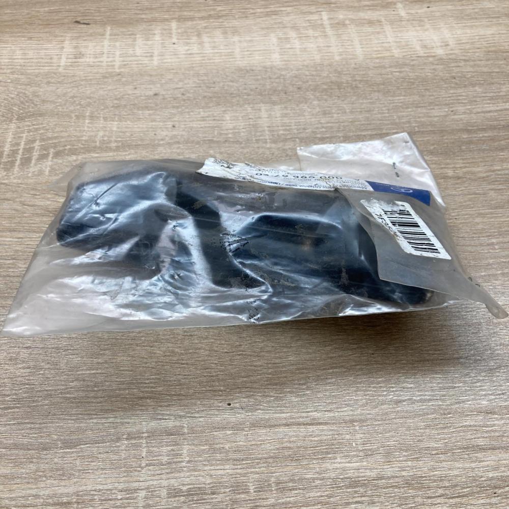 A0009986750   Jacking socket point Mercedes-Benz E W212