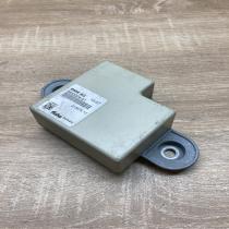 6935024 213675 10  Aerial antenna amplifier BMW 5 E60 E61