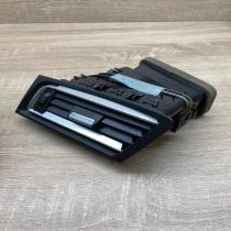 9115857 141218 10  Dashboard side air vent grill/cover trim BMW 5 F10 F11