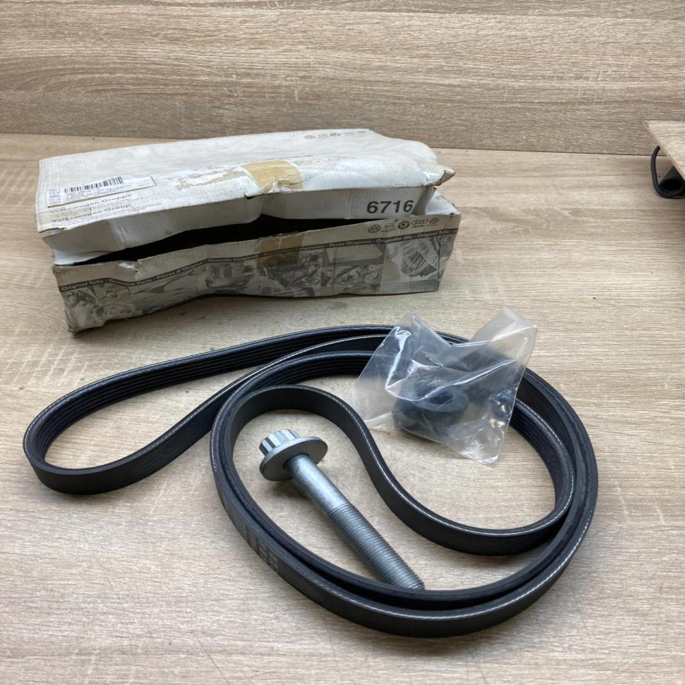 03D198171B 03D145933AD  Alternator belt Volkswagen Polo IV 9N3