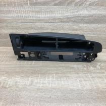 1H6819736   Dash center air vent grill Volkswagen Golf III