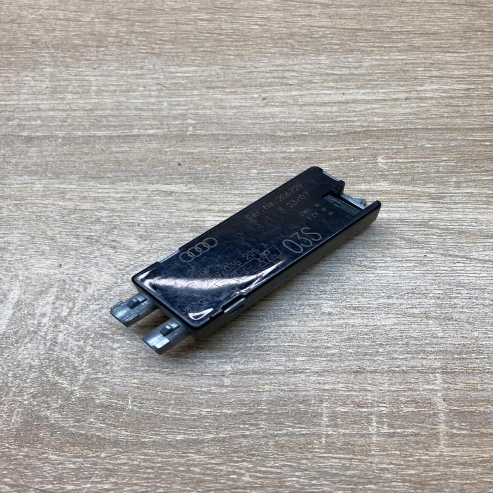 4F9035225A   Aerial antenna amplifier Audi A6 S6 C6 4F