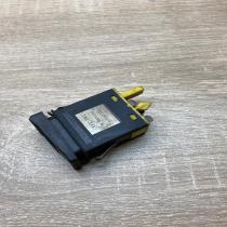 893941563   Fog light switch Audi 80 90 S2 B4