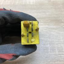893941563   Fog light switch Audi 80 90 S2 B4