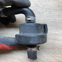 058133459   Vacuum valve Volkswagen PASSAT B5