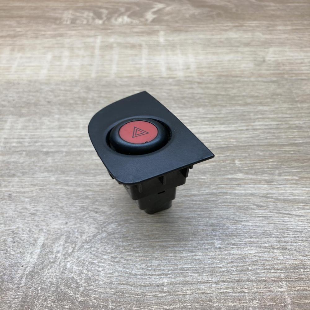 157911   Hazard light switch Honda Civic