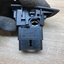 157911   Hazard light switch Honda Civic