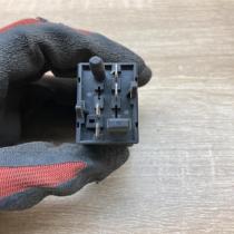 893941503   Windscreen/window heater switch Audi 100 S4 C4